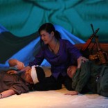 Vở kịch 'Âm binh': Lời hòa giải đau đớn và cần thiết Vở kịch 'Âm binh': Lời hòa giải đau đớn và cần thiết